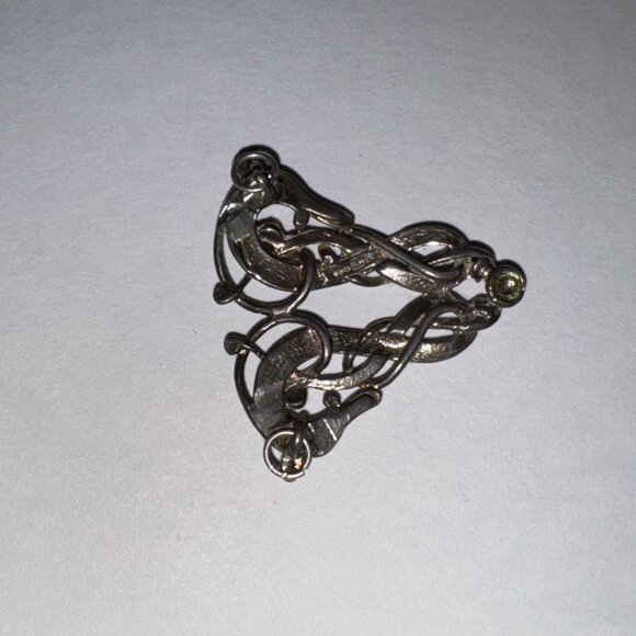 Sterling Silver Two Head Celtic Horse Pendant - Picture 16 of 16